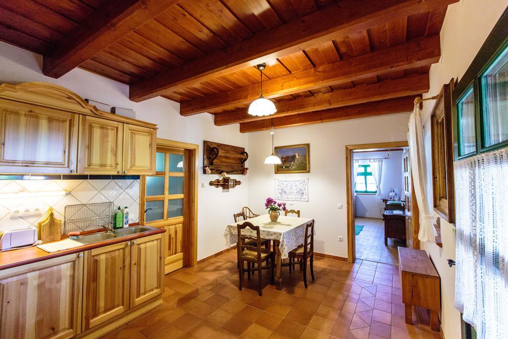 Oereghegyi Apartman Vindornyalak Camera foto